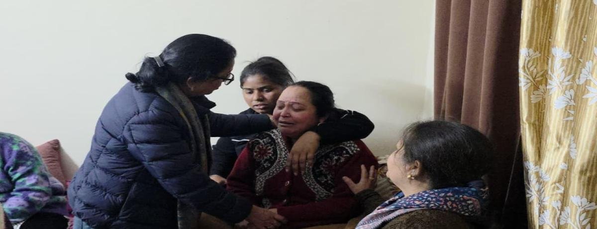 देहरादून के मछली बाजार में युवती की निर्मम हत्या का राज्य महिला आयोग द्वारा स्वतः संज्ञान; वरिष्ठ पुलिस अधीक्षक को सख्त कार्रवाई के निर्देश