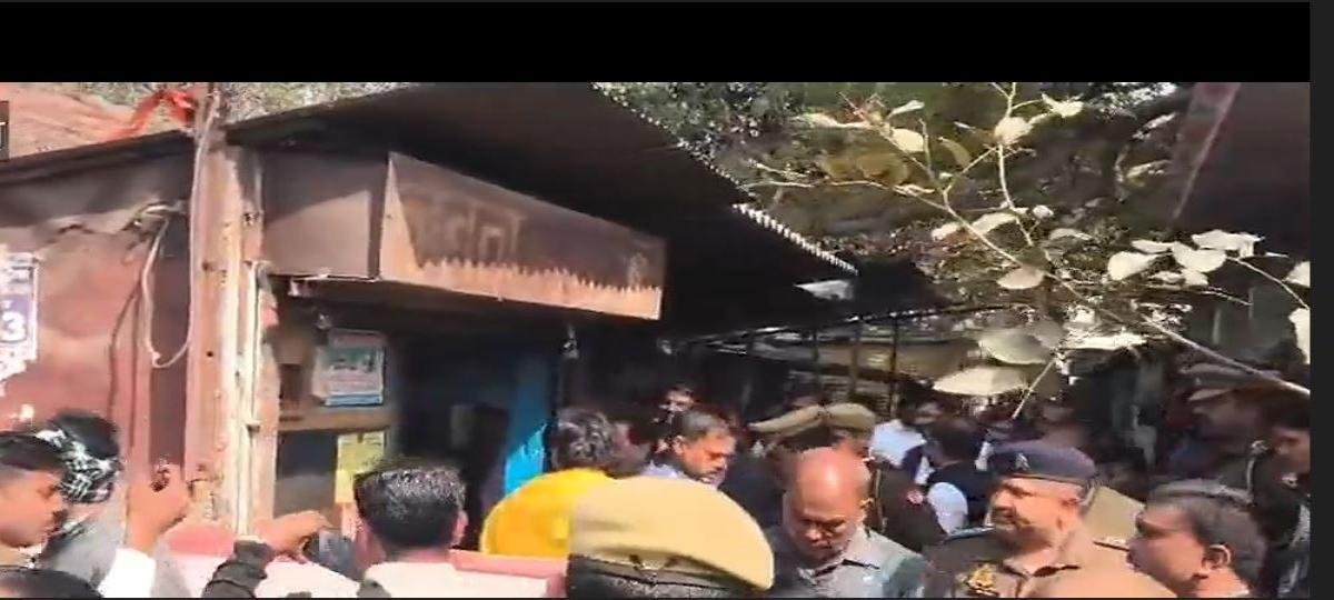 अयोध्या समेत 19 जिलों की कचहरियों को बम से उड़ाने की धमकी, मचा हड़कंप