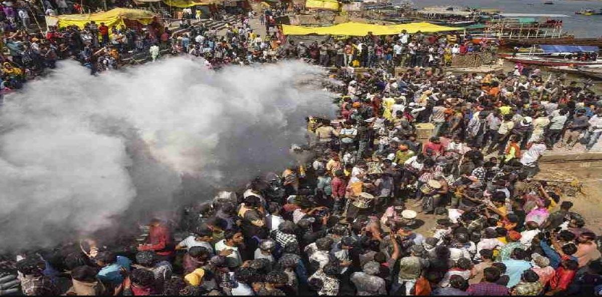 काशी विद्वत परिषद ने ‘मसान होली’ पर जताई आपत्ति, शास्त्र विरुद्ध बताई परंपरा