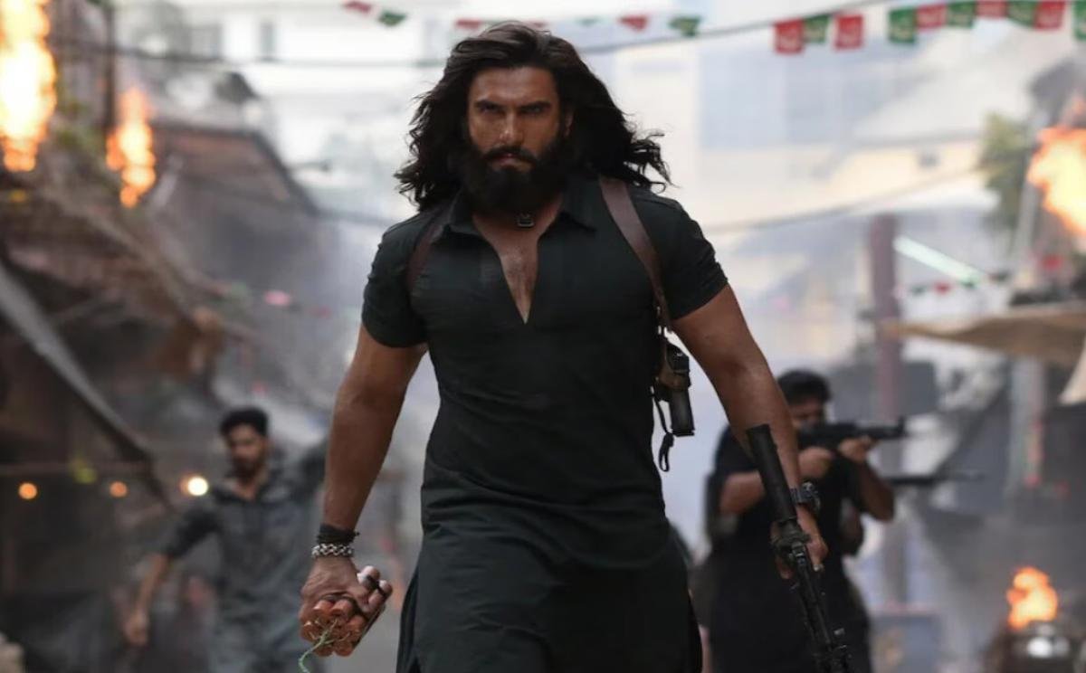 धुरंधर 2 रिव्यू: रणवीर सिंह की दमदार एक्टिंग के बावजूद कमजोर पड़ी कहानी