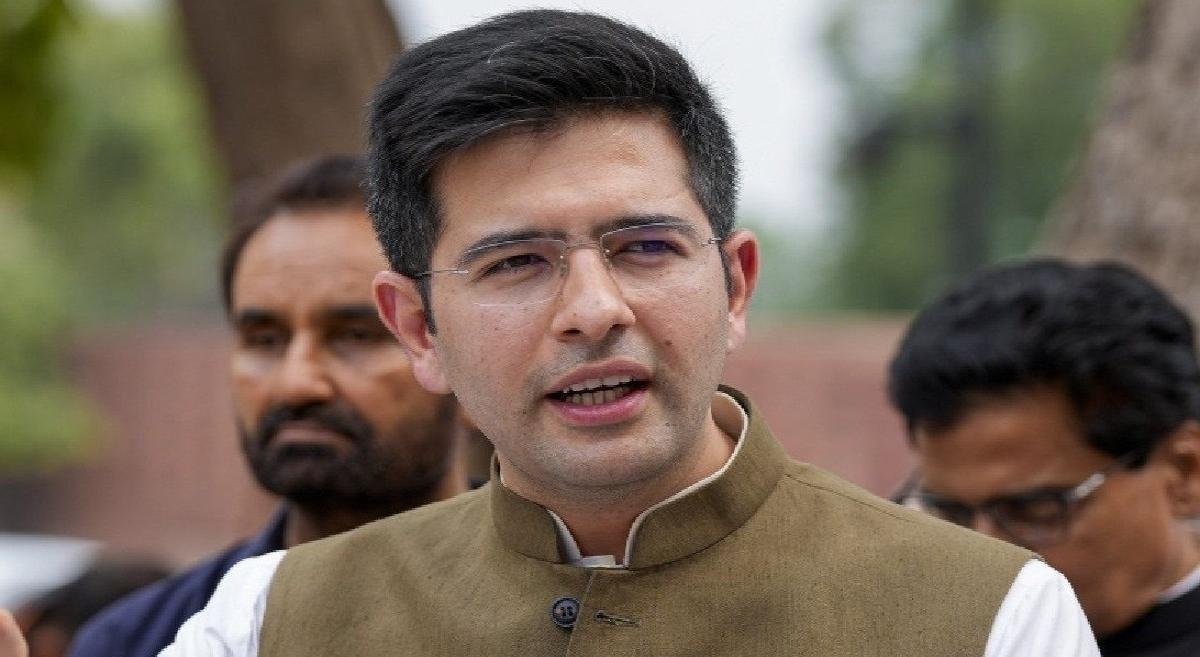 AAP में अंदरूनी कलह? राघव चड्ढा को पद से हटाने पर उठे सवाल
