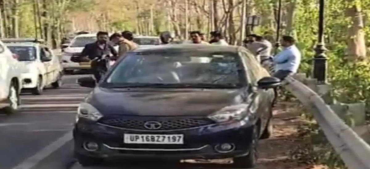 हरिद्वार में कार के अंदर मिला सॉफ्टवेयर इंजीनियर का शव, संदिग्ध हालात में मौत से सनसनी