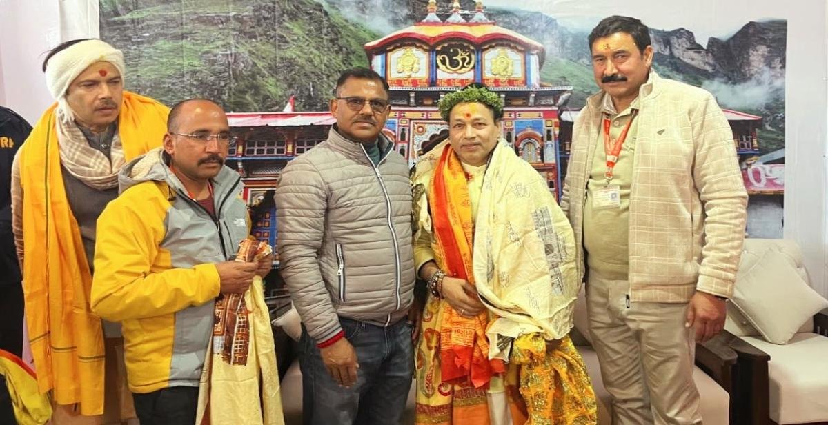 कैलाश खेर ने किए बदरीनाथ धाम में दर्शन, विशेष पूजा कर देश की समृद्धि की कामना
