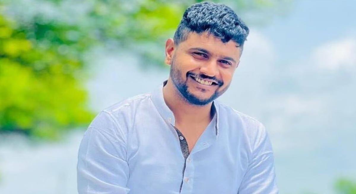 NEET पेपर लीक मामला: शुभम खैरनार की WhatsApp चैट से खुलासा, 500-600 नंबर दिलाने का दावा