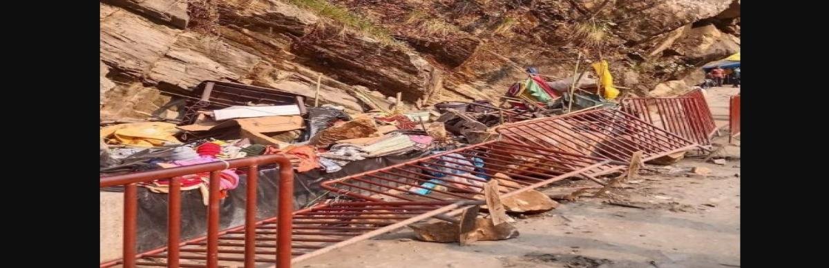 केदारनाथ यात्रा मार्ग पर बड़ा हादसा: हनुमान बैरियर के पास पहाड़ी से पत्थर गिरने से यात्री की मौत, एक गंभीर घायल