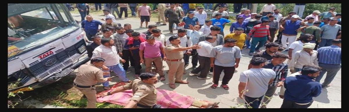 चंपावत बस हादसा: ब्रेक फेल होने पर चालक ने बचाईं 34 जानें, खुद बस के नीचे दबकर हुई मौत
