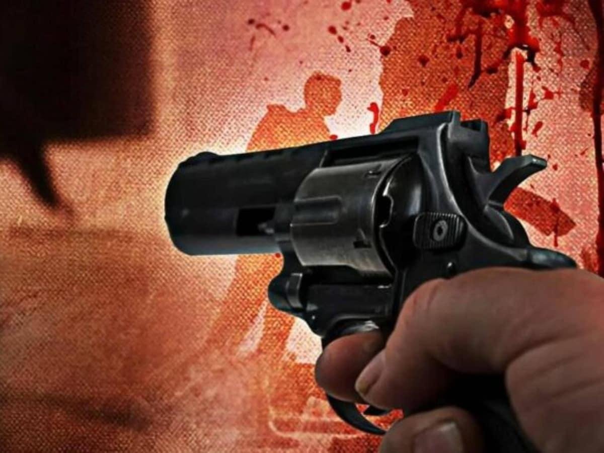 देहरादून - देवभूमि की शांत वादियों में अब गोलियों की तड़तड़ाहट बन गई आम बात,दून में फायरिंग से दो घायल,आरोपी फरार।