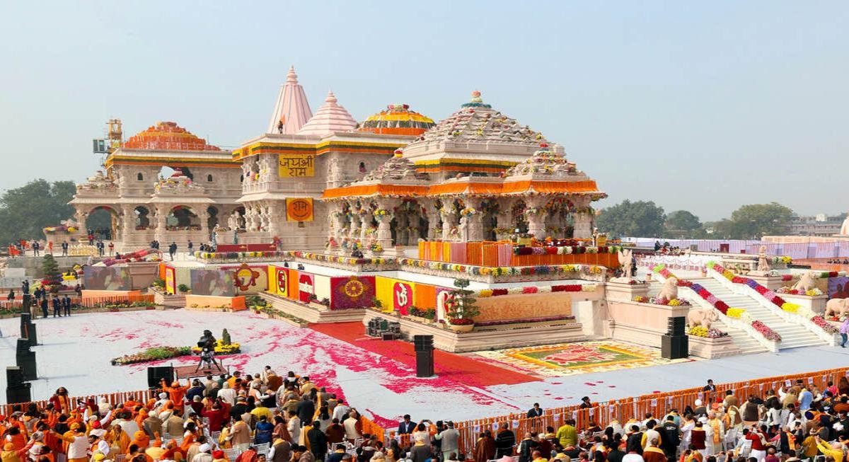 राम मंदिर चढ़ावा चोरी मामले में सुप्रीम कोर्ट ने केंद्र और राज्य सरकार को घेरा ,SIT से मांगा स्टैट्स