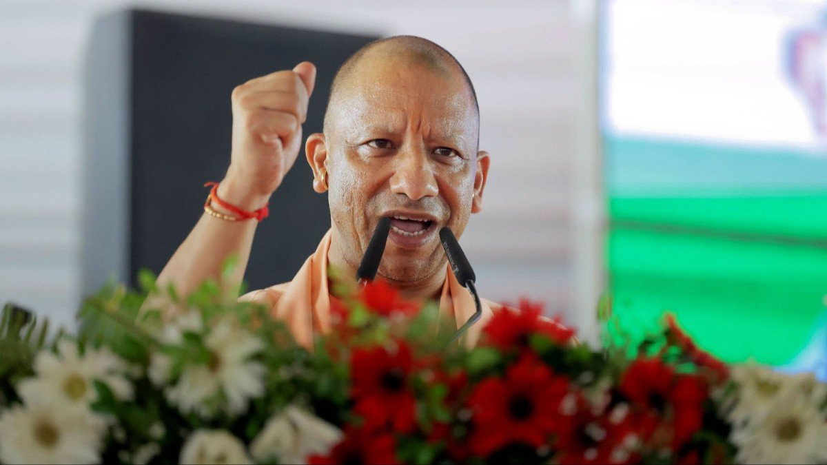 चुनाव से पहले योगी सरकार का मास्टरस्ट्रोक: देवीपाटन मंडल के लिए खोला खजाना, 43 सड़कें और 12 पुलों को मिली मंजूरी