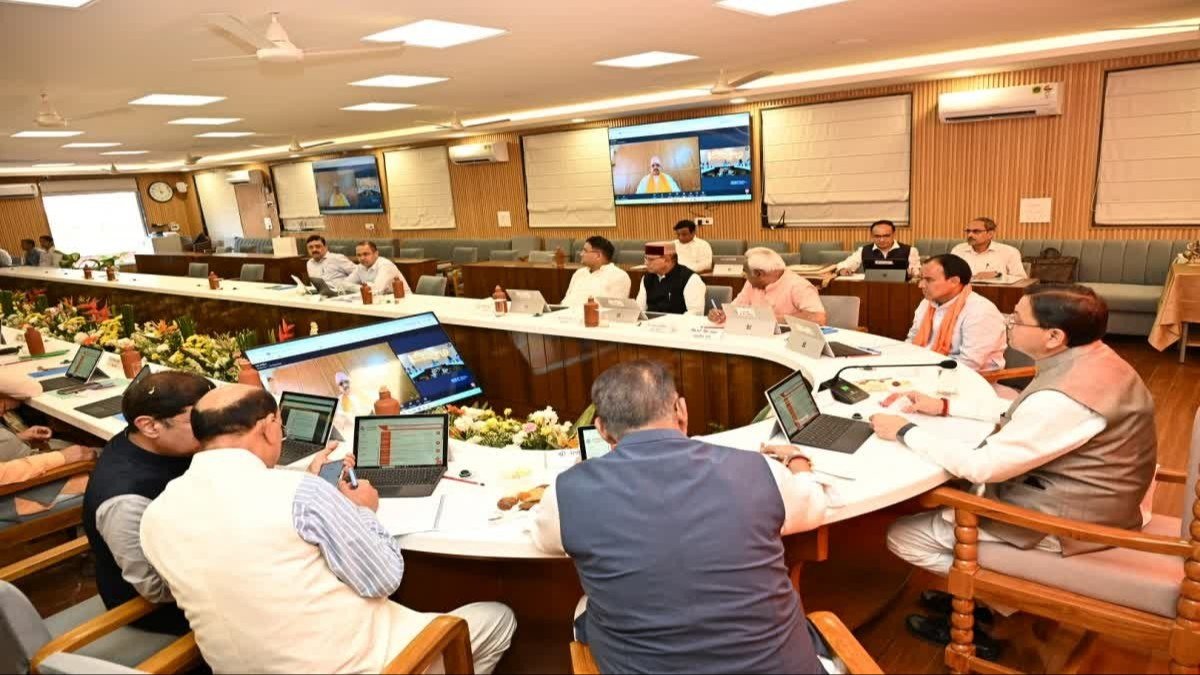हरिद्वार में हुई धामी कैबिनेट की बैठक, जानिए किन 13 प्रस्तावों पर लगी अंतिम मुहर