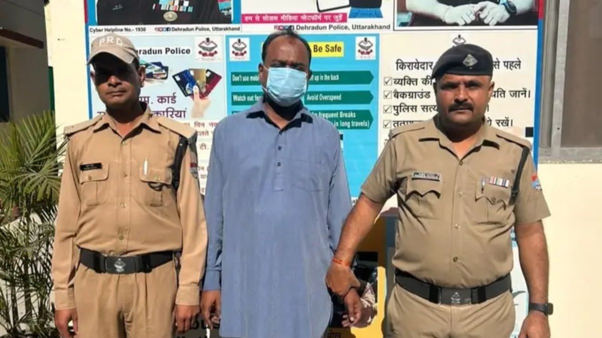 देहरादून: ब्लैकमेलिंग के आरोप में अनुज अग्रवाल गिरफ्तार, डायरी में मिला मोबाइल छिपाने का गुप्त चैंबर